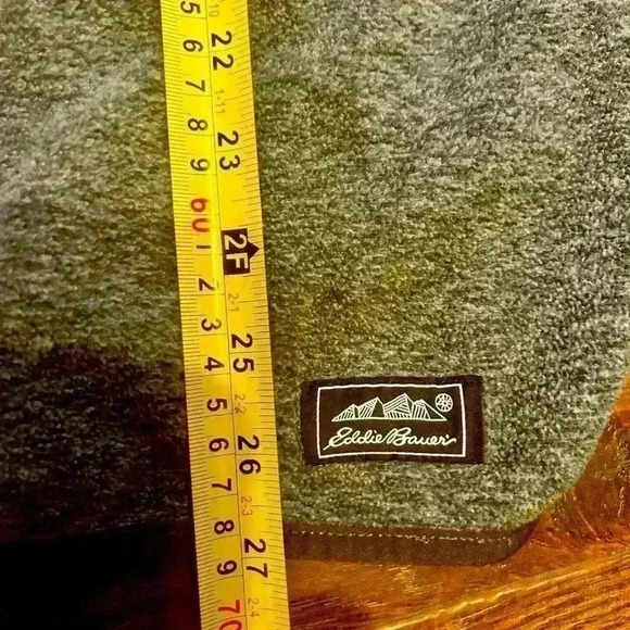 Eddie Bauer Men’s M Grey Fleece Under Layer Lightweight Long Sleeve Pull Over - Picture 8 of 11
